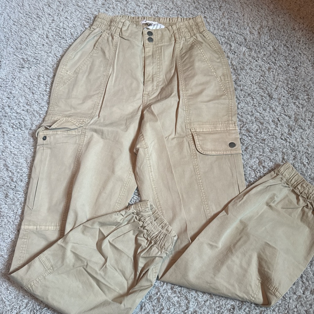 Garage Tan Cargo Pants Relaxed Fit